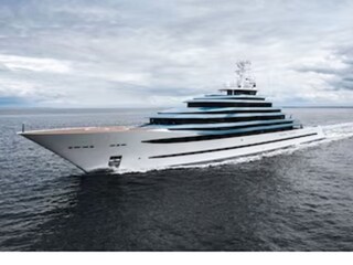 টেবিলে শুয়ে শুয়ে এসব কী! বড়লোকদের আজব খেয়ালখুশির রহস্য ফাঁস করলেন সুপারইয়টের কর্মী টেবিলে শুয়ে শুয়ে এসব কী! বড়লোকদের আজব খেয়ালখুশির রহস্য ফাঁস করলেন সুপারইয়টের কর্মী