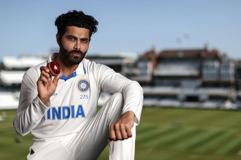 এছাড়া দলে দুই স্পিনার খেললে অশ্বিন, জাদেজা ও অক্ষরের মধ্যে কে খেলবেন? আর ৩ পেসার খেলালো মহম্মদ শামি ও মহম্মদ সিরাজের সঙ্গে তৃতীয় পেসার শার্দুল ঠাকুর না উমেশ যাদব।