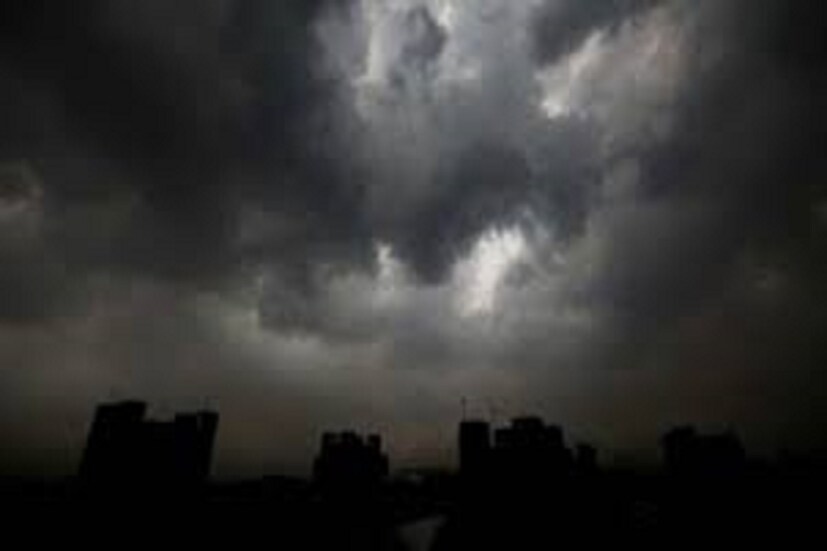 বেশিরভাগ জায়গায় হালকা থেকে মাঝারি বৃষ্টিপাত হতে পারে। আজ ১৮ জুন দক্ষিণ-পশ্চিম রাজস্থানে বিচ্ছিন্নভাবে বেশিরভাগ জায়গায় হালকা থেকে মাঝারি বৃষ্টিপাত হতে পারে।