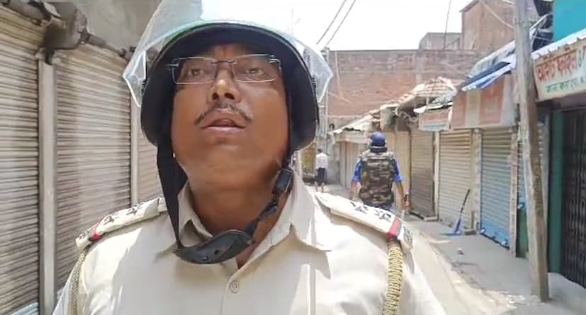 শুধু তাই নয় আইএসএফ প্রার্থীদের মনোনয়ন বানচাল করতে গুলি চালানো হয় বলেও জানা যাচ্ছে। গোটা ঘটনায় আহত দু পক্ষের বেশ কয়েকজন।