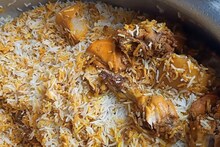 স্বাদে দুর্দান্ত ! মাত্র ৫০ টাকায় বিরিয়ানি এবার মিলছে বসিরহাটে