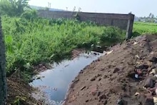 অবৈধভাবে ভরাট নিকাশি নালা, সমস্যায় সাধারণ মানুষ