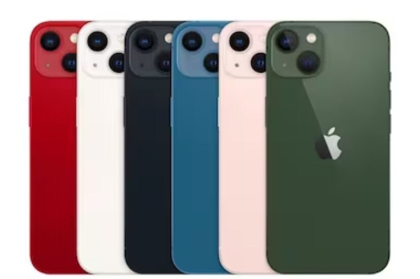 Amazon-এ বর্তমানে 128GB স্টোরেজ সহ iPhone 14 এর বেস মডেলটি ৬৮,০০০ টাকার নিচে বিক্রি করছে। সুনির্দিষ্টভাবে বলতে গেলে, আইফোনের তালিকা মূল্য ৬৭,৬৬৪ টাকা। এটি আসল দামের থেকে প্রায় ১২,০০০ টাকার ফ্ল্যাট ডিসকাউন্টে পাওয়া যাচ্ছে৷