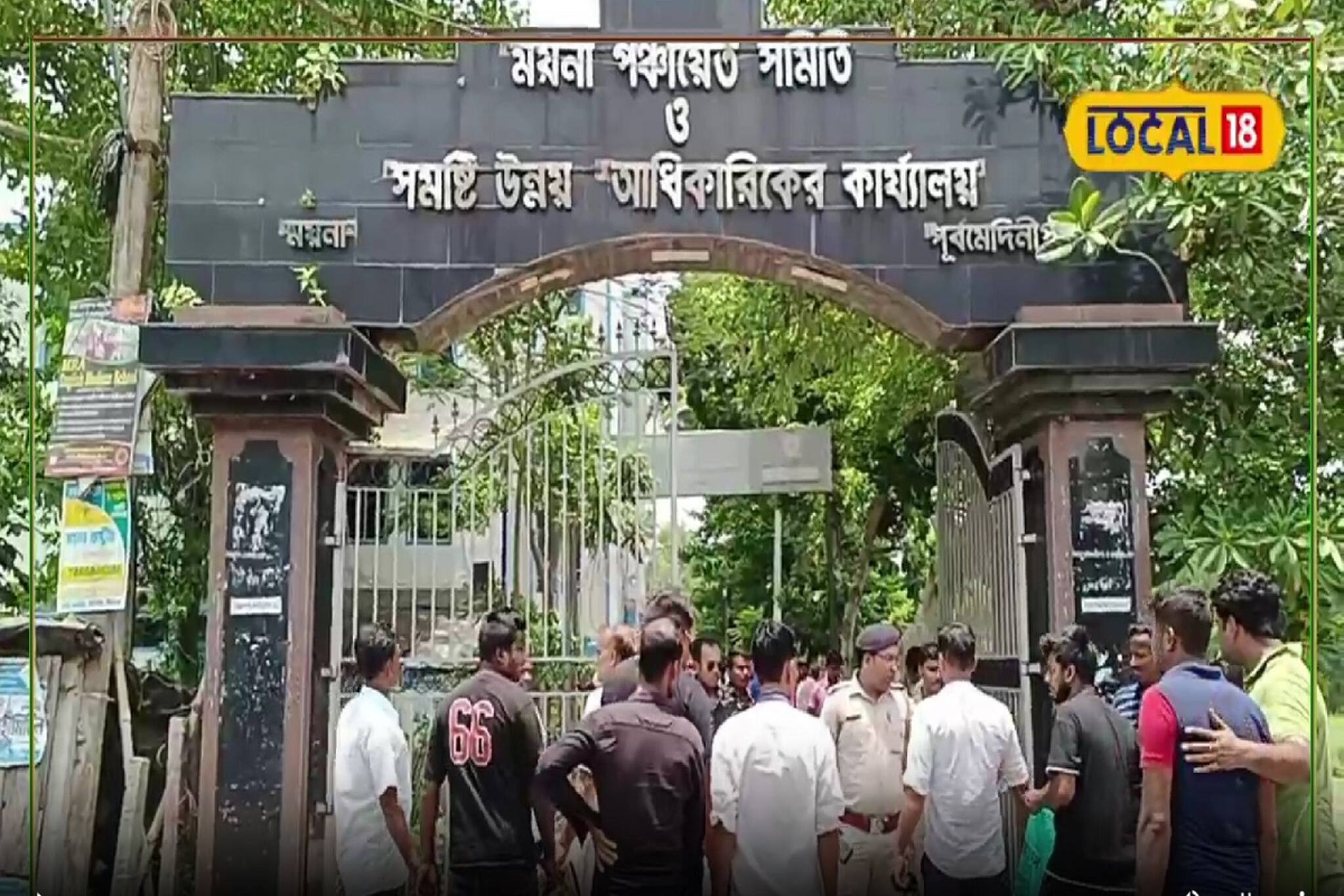 এ কেমন ময়না! উল্টো পথে হেঁটে নজির দিন্দা'র এলাকায়