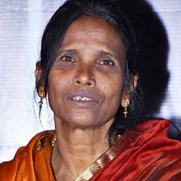 চিরদিন কারও সমান যায় না. এই কথাটা বোধ হয় সব থেকে বেশি খাটে রাণাঘাটের রাণু মণ্ডলের জন্য। জীবন তাঁকে নিয়ে যেন ছিনিমিনি খেলেছে বারবার। কখনও তিনি সর্বহারা। কখনও আবার তিনিই সব পেয়েও হারিয়েছেন।