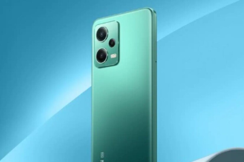 Redmi Note 12 -  Flipkart-এ এই ফোনটি ১৪,৯৯৯ টাকায় বিক্রি করা হচ্ছে। ক্যামেরা হিসেবে এই রেডমি ফোনে একটি ৪৮ মেগাপিক্সেল প্রাইমারি ক্যামেরা দেওয়া হয়েছে। এটিতে আরও একটি ২ মেগাপিক্সেলের ডেপথ সেন্সর রয়েছে এবং সেলফি হিসাবে এই ফোনটিতে একটি ৮ মেগাপিক্সেল ক্যামেরা রয়েছে।
