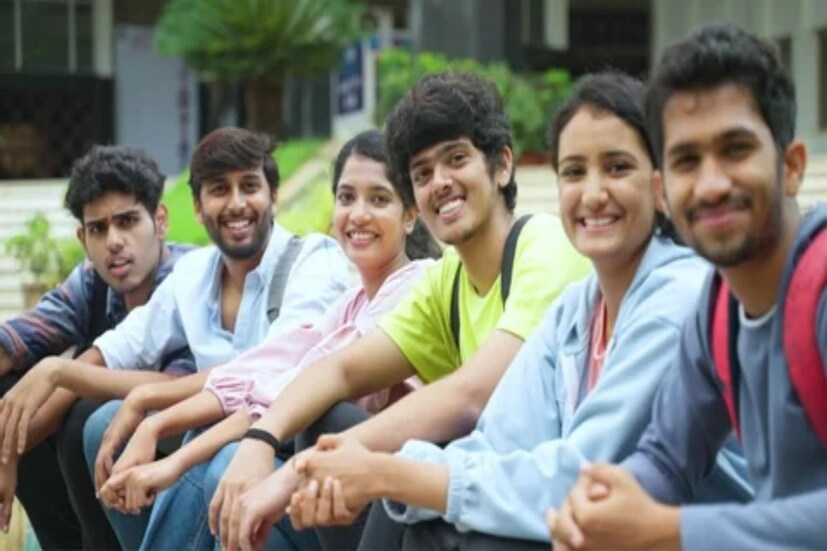 অবশ্য সার্বিকভাবে রাজ্যের জন্য সুখবর। দেশের সেরা ১০০ টি কলেজের তালিকায় পশ্চিমবঙ্গের কলেজ রয়েছে মোট আটটি, যা গতবারের তুলনায় একটি বেশি।