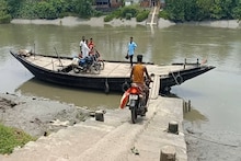 সুন্দরবনে ফেরিঘাটে মাঝি মোল্লাদের স্টান্ট