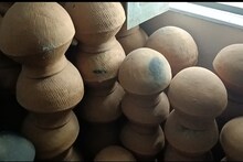চাহিদা নেই তৈরি মাটির জিনিসের, হতাশা কুমোর পাড়ায়