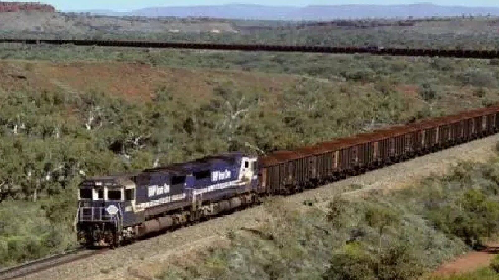বিশ্বের সব থেকে লম্বা ট্রেন অস্ট্রেলিয়ার - World Most Longest Train ...