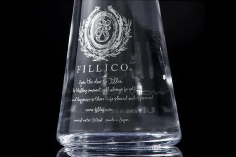 বলা হয়, পাহাড়ের পাদদেশে পাওয়া এই জলে অক্সিজেনের মাত্রা অনেক বেশি। কোম্পানি গ্রানাইট পরিস্রাবণ প্রক্রিয়ার মাধ্যমে এই জলকে ফিল্টার করে, যাতে প্রাকৃতিক উপায়ে জল থেকে সমস্ত দূষিত জিনিস অপসারিত করে দেওয়া হয়৷