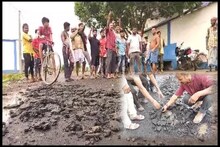 তৈরির ৬ দিনের মধ্যে চাদরের মতো উঠে আসছে রাস্তার পিচ! এই এলাকায় অবাক ছবি