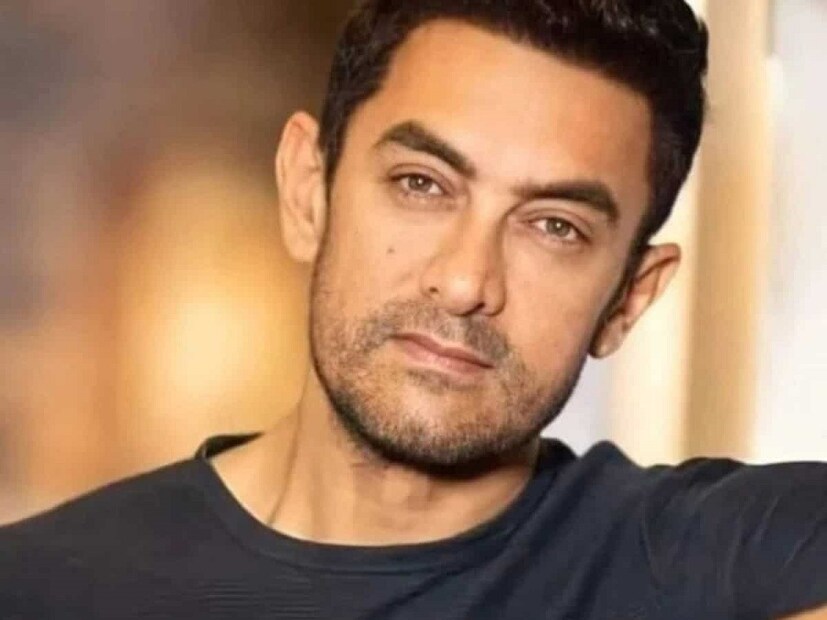 আমির খান। বলিউডের পিকে। প্রতি মাসে ৯ থেকে ১১ লক্ষ টাকা বিদ্যুতের বিল দেন তিনি। photo source collected 