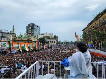 একুশে জুলাই বৃষ্টিতে ভাসতে পারে শহর ! যা জানাল আবহাওয়া অফিস (File Photo)