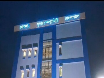 হাসপাতাল সূত্রে জানা যায় প্রসূতি মহিলার অস্ত্রোপচার করেছিলেন চিকিৎসক রিমঝিম গুপ্ত। 