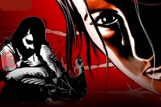 কাজ দেওয়ার অছিলায় হোটেলে ডেকে ধর্ষণ! অভিনেত্রীর অভিযোগে তোলপাড় ইন্ডাস্ট্রি
