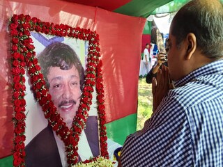 জন্মদিনে রক্তদানে সবুজ-মেরুনের অঞ্জন স্মরণ