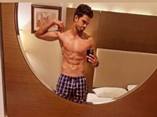 সচিনের ছেলের সিক্স প্যাক