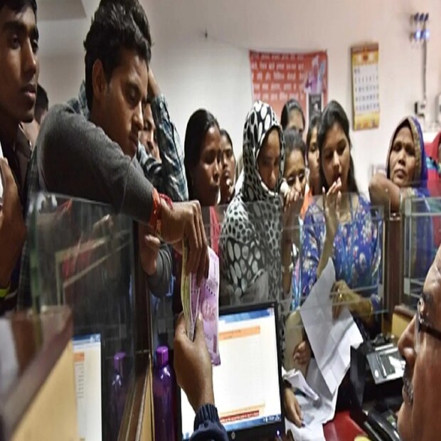 একই নামের বিভিন্ন ব্যাঙ্ক অ্যাকাউন্টে আলাদা আলাদা নমিনি করা যায়। একই ব্যাঙ্কে থাকা ফিক্সড ডিপোজিট (এফডি), সেভিংস এবং রেকারিং ডিপোজিট (আরডি) অ্যাকাউন্টগুলির মতো আলাদা আলাদা অ্যাকাউন্টের জন্যও আলাদা আলাদা নমিনি হতে পারে।
