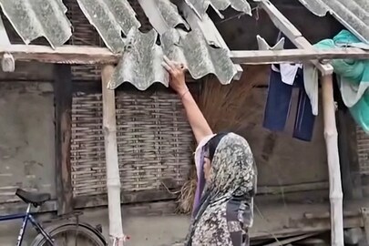 বাড়ি ভাঙচুরের অভিযোগ