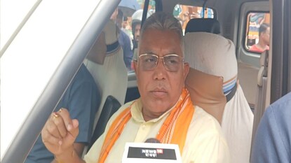 গণনা কেন্দ্রে বিরোধীদের ঢুকতে বাধা গণনা কেন্দ্রে বিরোধীদের ঢুকতে বাধা