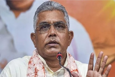 বিজেপিতে পদ খোয়ালেন দিলীপ