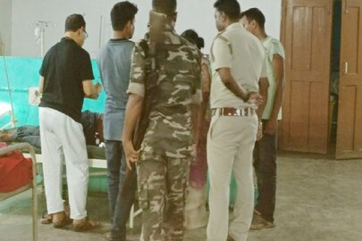 পঞ্চায়েত নির্বাচনের প্রাক মুহূর্তে উত্তপ্ত হয়ে উঠল বামনহাট। 