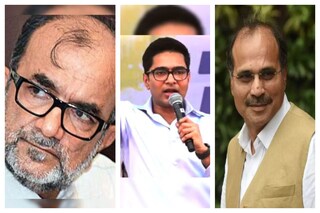 সংসদে বিরোধীদের একজোট হয়ে বিক্ষোভ৷ 