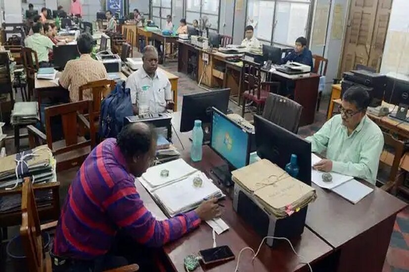 প্রসঙ্গত এমনই সিদ্ধান্ত নেওয়ার কথা ভাবছে উত্তরপ্রদেশের যোগী আদিত্যনাথ সরকার ৷ প্রতীকী ছবি ৷