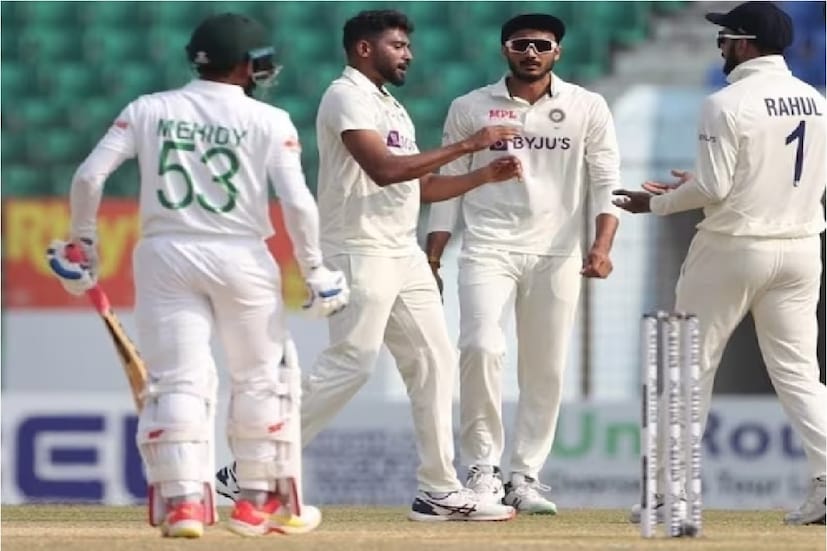 যুজবেন্দ্র চাহাল গত কয়েক বছর ধরে লিমিটেড ওভারের ক্রিকেটে টিম ইন্ডিয়ার জার্সিতে ভাল পারফর্ম করছেন। কিন্তু কুলদীপ যাদবও টিম ইন্ডিয়াতে ফেরার পর থেকে দুর্দান্ত বোলিং করেছেন। ফলে অধিনায়ক রোহিতের সামনে প্রশ্ন থাকবে বিশ্বকাপকে সামনে রেখে ওয়েস্ট ইন্ডিজের বিরুদ্ধে ওয়ানডে সিরিজে 'কুলচা' জুটিকে ব্যবহার করবেন নাকি চাহালের সঙ্গে অক্ষর প্যাটেলকে সুযোগ দেবেন। ভারতীয় কন্ডিশনে কুলদীপ ও যুজবেন্দ্রের জুটি বিপজ্জনক হতে পারে। দেশের মাটিতে দুজনের রেকর্ডই চমৎকার। (Axar Patel Insta)