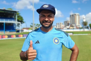 ওডিআই অভিষেকেও উইকেট নিলেন মুকেশ কুমার, বাংলার ক্রিকেটের বোলিং নজর কাড়ল সকলের ওডিআই অভিষেকেও উইকেট নিলেন মুকেশ কুমার, বাংলার ক্রিকেটের বোলিং নজর কাড়ল সকলের