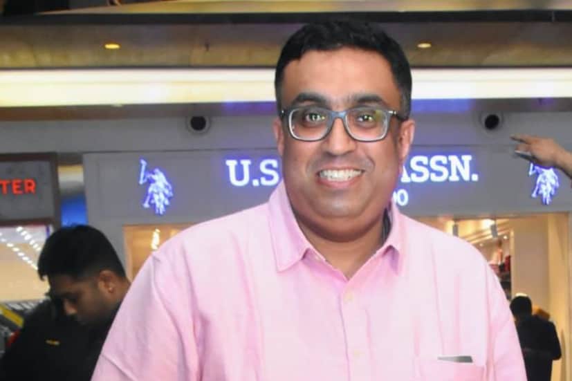 পরিচালক রাজর্ষি দে বলেন, 'এটি এখনও পর্যন্ত আমার সবচেয়ে চ্যালেঞ্জিং ছবি কিন্তু আমি নিজেকে যথেষ্ট  ভাগ্যবান মনে করি কারণ এত ভাল ভাল অভিনেতাদের সঙ্গে কাজ করার সুযোগ পেয়েছি।&quot;