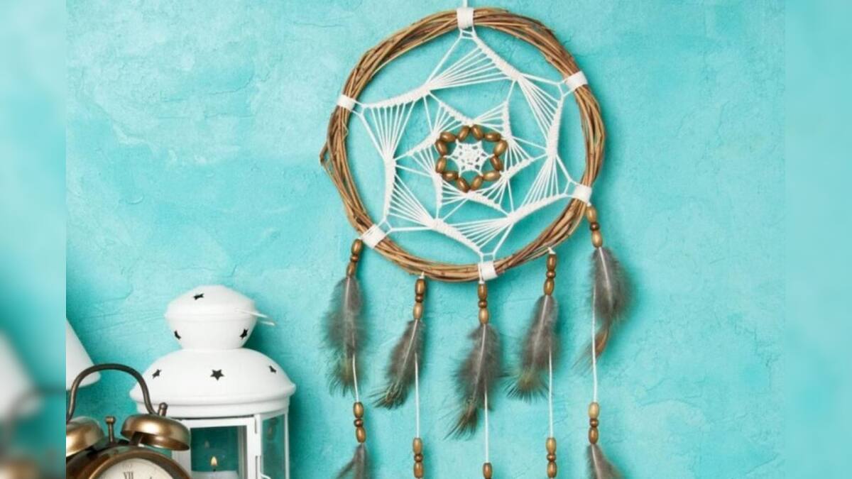 Vastu Tips for Dream Catcher এই নিয়ম মেনে ঘরে রাখুন ‘ড্রিম ক্যাচার
