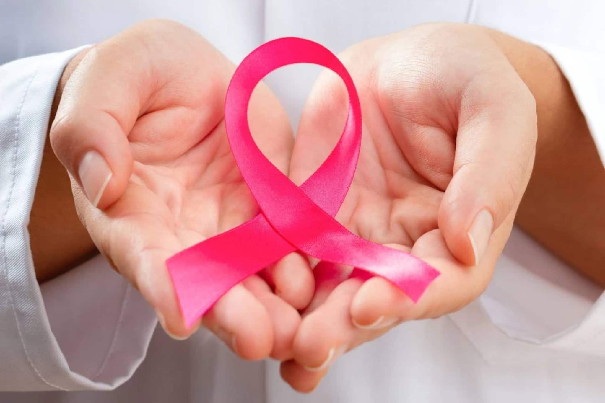 Cancer Treatment: ক্যানসারের চিকিৎসায় পরিবর্তন! কেমো বা রেডিয়েশন থেরাপির সঙ্গে মেডিসিনও ভরসা