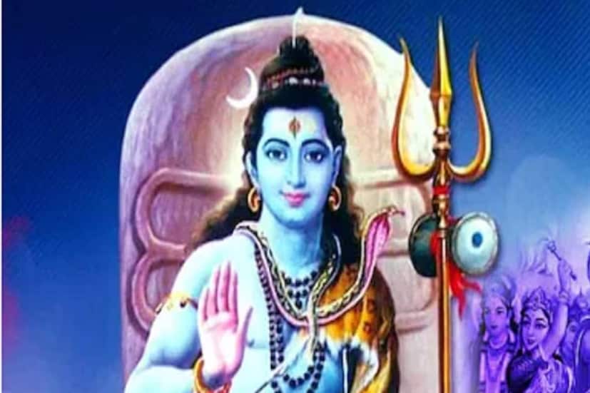 মহাদেবকে নিবেদন করুন পঞ্চামৃত। দুধ এবং জল উৎসর্গ করুন ভগবান শিবকে৷ 