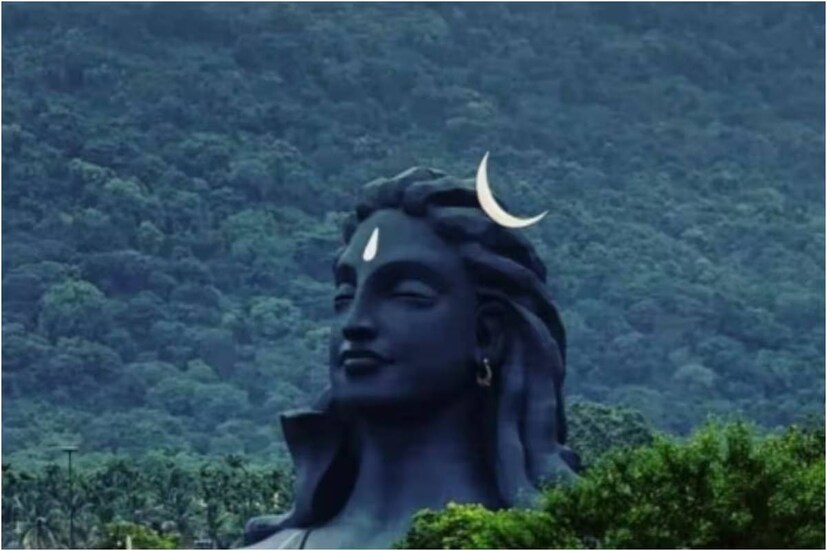 সনাতনী মতে সোমবতী অমাবস্যা বিশেষ গুরুত্বপূর্ণ ও তাৎপর্যপূর্ণ৷ সপ্তাহের সোমবার যদি অমাবস্যা তিথি পড়ে, তাহলে তাকে সোমবতী অমাবস্যা বলা হয়৷ পঞ্জিকা মতে, আজ সোমবার পালিত হবে সোমবতী অমাবস্যা তিথি৷