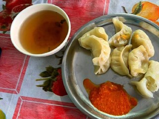 গত ১১ বছর ধরে বানাচ্ছেন পেঁপের মোমো