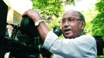 পরিচালক তরুণ মজুমদার পরিচালক তরুণ মজুমদার