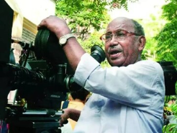 পরিচালক তরুণ মজুমদার