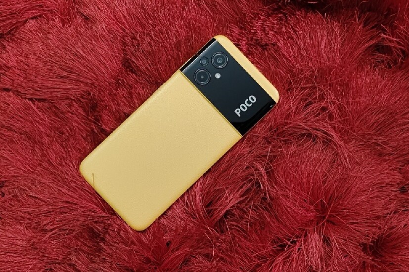 POCO M5 - POCO M5 ফোনে ব্যবহার করা হয়েছে একটি ৫০MP AI ট্রিপল ক্যামেরা এবং একটি ৮MP ফ্রন্ট ক্যামেরা। এই ফোনে রয়েছে একটি ৬.৫৮ ইঞ্চির ফুল এইচডি প্লাস ডিসপ্লে, যার রিফ্রেশ রেট ৯০Hz। এই ফোনে ব্যবহার করা হয়েছে মিডিয়াটেক হেলিও জি৯৯ এবং একটি ৫০০০mAh ব্যাটারি, যা ১৮W ফাস্ট চার্জ সাপোর্ট যুক্ত। এই ফোন ইয়েলো, আইসি ব্লু এবং পাওয়ার ব্ল্যাক কালার অপশনে পাওয়া যায়। এই ফোন ৪জিবি/৬৪জিবি এবং ৬জিবি/১২৮জিবি ভ্যারিয়েন্টে উপলব্ধ। এটি Flipkart ও Amazon-এ পাওয়া যাবে।