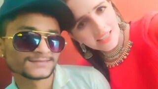 পাকিস্তানি বউদিকে দেখতে ভিড় বাড়ছে কেবলই, গ্রামবাসীরা বলছেন কোনও অসুবিধা হতে দেবেন না!