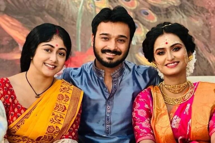 তারপর শহরে আসে পঞ্চমী। কেউ প্রথমে তাঁকে বাড়ির বউ হিসেবে মেনে নেয় না এমন কী কিঞ্জলও নয়। পরে ধীরে ধীরে সবার মনে জায়গা করে নেয় সে। নানা ঘটনাচক্রে কিঞ্জলের জীবনে আসে চিত্রা। তারপর হয় নীলুর আবির্ভাব। নীলু পঞ্চমীকে নানা বিপদ থেকে রক্ষা করতে থাকে। কাছাকাছি আসে কিঞ্জল-পঞ্চমী। পৃথিবীতে আসে তাঁদের সন্তান। আর তারপরই দেখানো হয় কিঞ্জলের মৃত্যু।