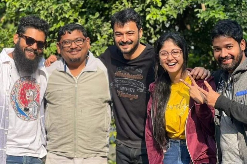 ২০২২ সালে স্টার জলসার পর্দায় শুরু হয়েছিল 'পঞ্চমী'। বাংলা ধারাবাহিকের জগতে এর আগে এভাবে নাগিনীর গল্প নিয়ে মেগা তেমনভাবে হয়নি। ফলে এই মেগা আসার সঙ্গে সঙ্গে দর্শকদের মনে জায়গা করে নেয়। এই মেগার হাত ধরে বহু বছর পর আবার ছোট পর্দায় প্রত্যাবর্তন করেন রাজদীপ গুপ্ত।