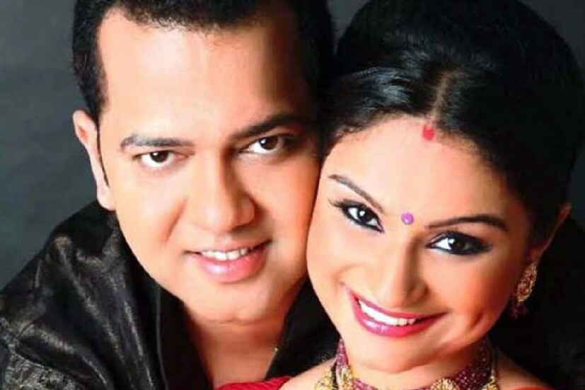 দ্বিতীয় বিয়ে বঙ্গতনয়া, প্রাক্তন মডেল ডিম্পি গঙ্গোপাধ্যায়কে। রাহুলের সঙ্গে তাঁর আলাপ রিয়ালিটি শো-তে। ২০১০ থেকে ২০১৫ পর্যন্ত এই বিয়ে টেকে। তার পর বিচ্ছেদ। এখন ডিম্পি দ্বিতীয় বিয়ে সুখে সংসার করছেন দুবাইতে।