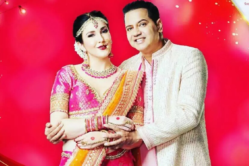 তারপর নাতালিয়ার সঙ্গে বিয়ে। ‘স্মার্ট জোড়ি’-তে তৃতীয় স্ত্রীর সঙ্গে এসে রাহুল নিজে স্বীকার করেছিলেন, ওই দুই বিয়ে খুব তাড়াহুড়ো করে করেছিলেন। তাই টেকেনি। কিন্তু এবার যে তৃতীয় সংসারও ভেঙে গেল রাহুলের। 