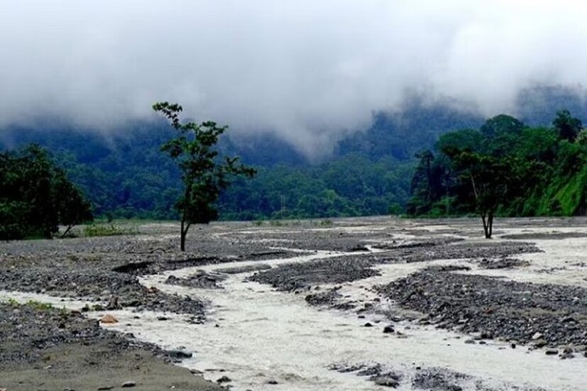 *আগামী ২৪ ঘণ্টায় কলকাতা ও আশপাশের এলাকার আকাশ মেঘলা থাকবে। কোনও কোনও জায়গায় বৃষ্টি কিংবা বজ্রবিদ্যুত-সহ বৃষ্টির সম্ভাবনা রয়েছে। ফাইল ছবি। 