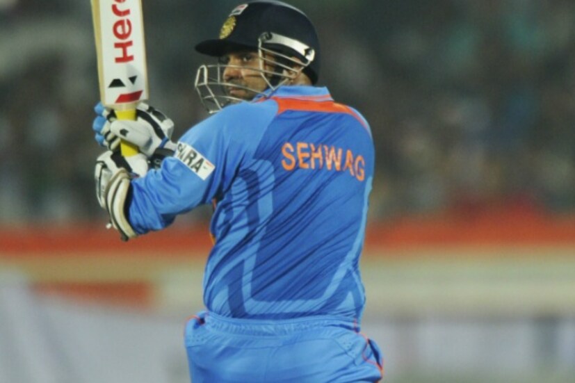 এছাড়া সেহওয়াগ না বললেও আরও একটি বিষয় শোনা যায়, কেরিয়ারের প্রথম দিকে সেহওয়াগ ৪৪ নম্বর জার্সি পরে খেলেন। কিন্তু এই নম্বরটি তাঁর ভাগ্য সাথ দেয়নি। জ্যোতিষীর পরামর্শে; সেহওয়াগ ৪৬ নম্বর জার্সি পরা শুরু করেছিলেন। কিন্তু যখন এই নম্বরটিও তার জন্য লাকি প্রমাণিত হয়নি তখন তিনি কোনও জার্সি নম্বর ছাড়াই খেলতে শুরু করেছিলেন।