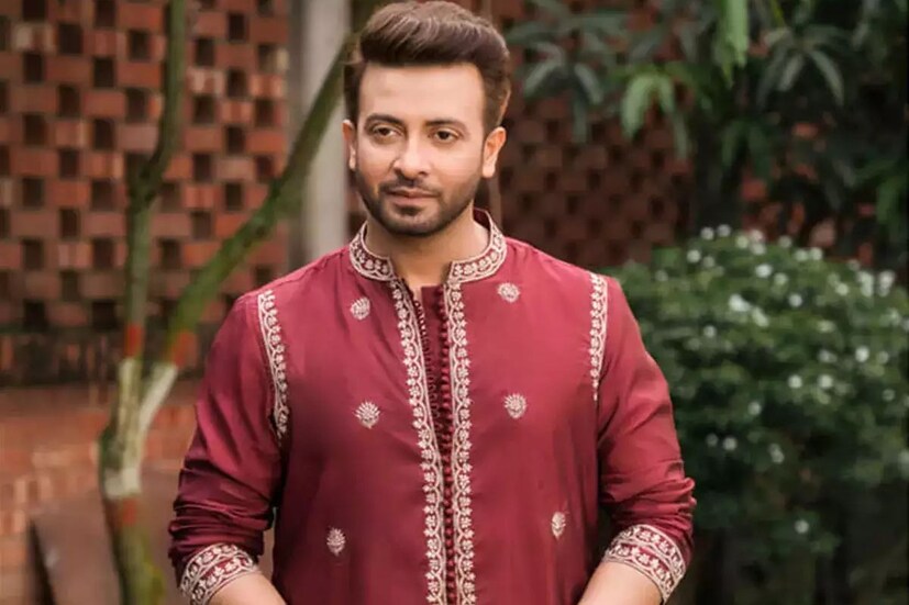 বাংলাদেশের 'কিং খান' এবার বলিউডে। শাকিব খান এবার ঢালিউডের গণ্ডি পার পা রাখবেন মুম্বইতে। ছবির নাম 'দর্দ'। কিন্তু ছবিতে শাকিব খানের নায়িকা যিনি থাকবেন জানলে চমকে যাবেন।