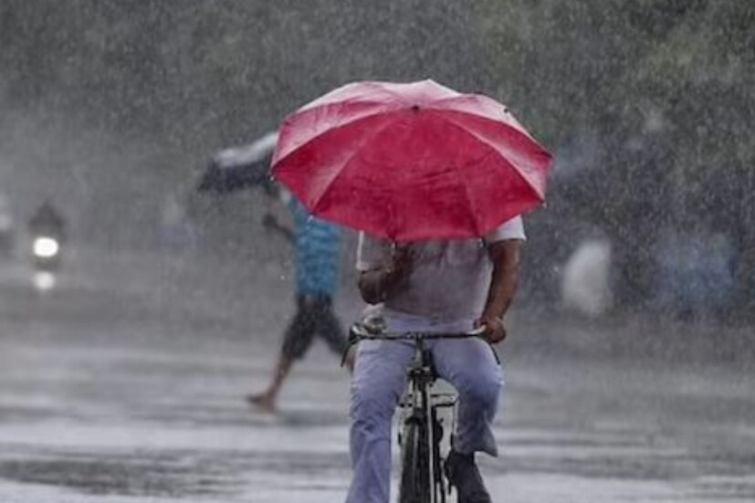 কলকাতা শহরে আজ সকালে সর্বনিম্ন তাপমাত্রা ছিল ২৬.৬ ডিগ্রি সেলসিয়াস। যা স্বাভাবিক তাপমাত্রা। গতকাল বিকেলে সর্বোচ্চ তাপমাত্রা ছিল ৩২.৬ ডিগ্রি সেলসিয়াস। যা স্বাভাবিক তাপমাত্রা। বাতাসে আপেক্ষিক আর্দ্রতার পরিমাণ ৬৫ থেকে ৯৪ শতাংশ। আগামী ২৪ ঘণ্টায় কলকাতা শহরে তাপমাত্রা থাকবে ২৭ থেকে ৩২ ডিগ্রি সেলসিয়াস। গত ২৪ ঘণ্টায় বৃষ্টির পরিমাণ ছিল ১৯.৯ মিলিমিটার।