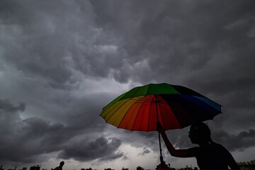 কলকাতায় উধাও বৃষ্টি! ঝড়বৃষ্টির আপডেটে জেলায় বড় চমক, ভোটের দিন কেমন আবহাওয়া?